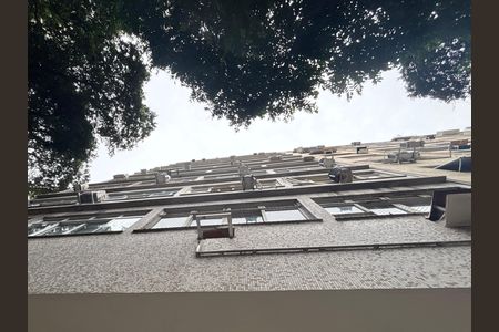 Apartamento para alugar com 85m², 2 quartos e sem vaga