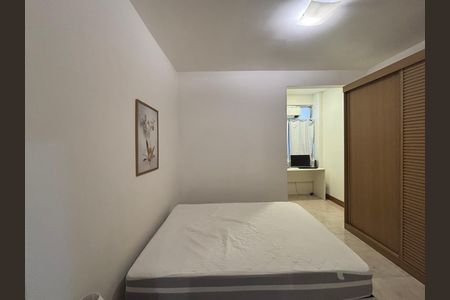 Apartamento para alugar com 85m², 2 quartos e sem vaga
