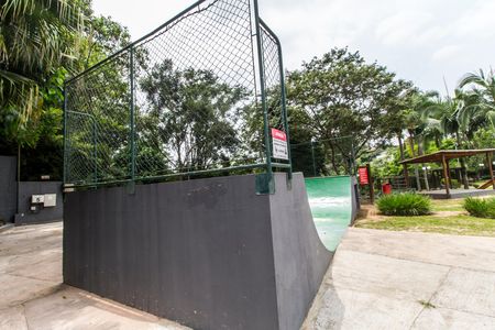 Casa de condomínio à venda com 440m², 4 quartos e 4 vagas Casa de condomínio à venda com 440m², 4 quartos e 4 vagasQuadra Esportiva