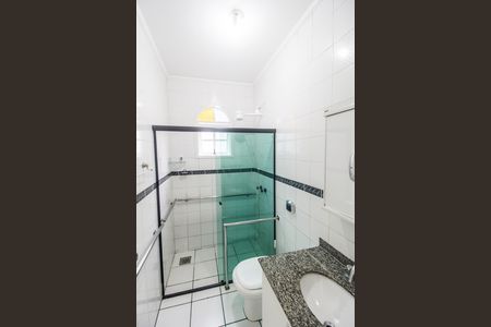 Casa de condomínio à venda com 440m², 4 quartos e 4 vagas Casa de condomínio à venda com 440m², 4 quartos e 4 vagasBanheiro da Suíte