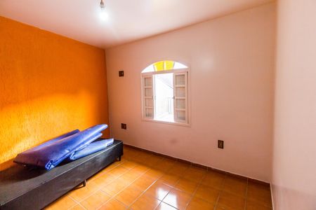 Casa de condomínio à venda com 440m², 4 quartos e 4 vagas Casa de condomínio à venda com 440m², 4 quartos e 4 vagasSuíte