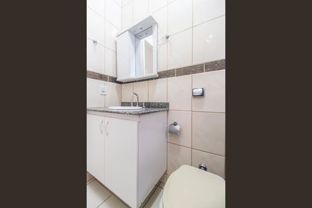 Casa de condomínio à venda com 440m², 4 quartos e 4 vagas Casa de condomínio à venda com 440m², 4 quartos e 4 vagasBanheiro da Suíte