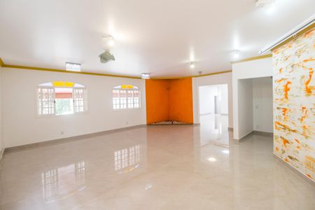Sala de casa de condomínio à venda com 4 quartos, 440m² em Jardim do Golf I, Barueri