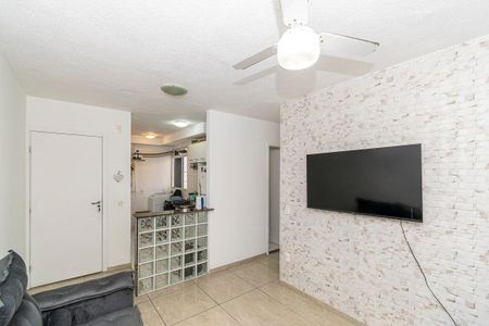 Sala de apartamento para alugar com 2 quartos, 45m² em Brás de Pina, Rio de Janeiro