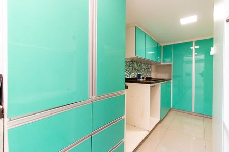 Apartamento para alugar com 70m², 3 quartos e 2 vagas Apartamento para alugar com 70m², 3 quartos e 2 vagasCozinha - Armários