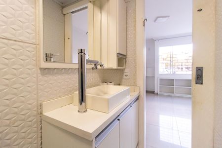 Apartamento para alugar com 70m², 3 quartos e 2 vagas Apartamento para alugar com 70m², 3 quartos e 2 vagasBanheiro Social
