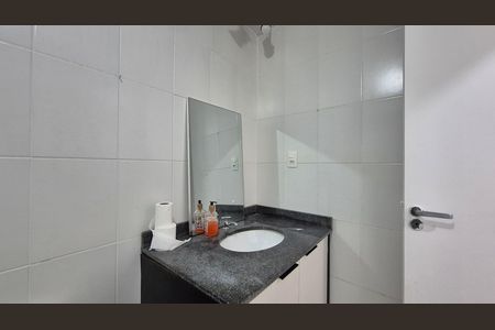 Banheiro de apartamento para alugar com 3 quartos, 80m² em Jardim Utinga, Santo André