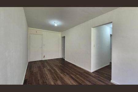 Sala de apartamento para alugar com 3 quartos, 80m² em Jardim Utinga, Santo André