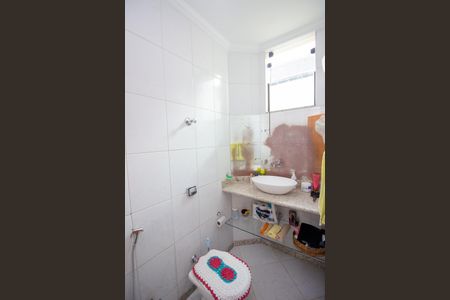 Casa à venda com 370m², 4 quartos e 4 vagasLavabo