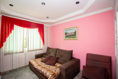 Sala de TV de casa à venda com 4 quartos, 370m² em Europa, Contagem