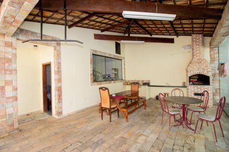 Casa à venda com 370m², 4 quartos e 4 vagasÁrea gourmet