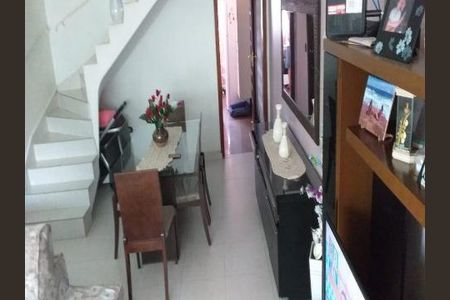 Casa à venda com 164m², 3 quartos e 2 vagas Casa à venda com 164m², 3 quartos e 2 vagasSALA
