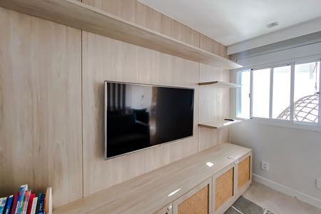 Apartamento à venda com 129m², 4 quartos e 2 vagas Apartamento à venda com 129m², 4 quartos e 2 vagasSala