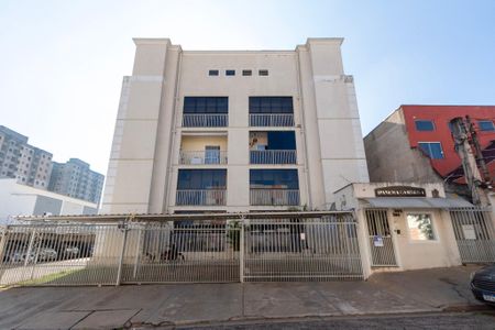 Apartamento para alugar com 62m², 2 quartos e 1 vaga Apartamento para alugar com 62m², 2 quartos e 1 vagaFachada