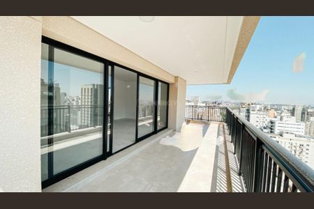 Apartamento à venda com 226m², 3 quartos e 4 vagas