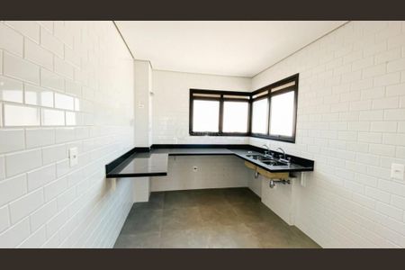 Apartamento à venda com 226m², 3 quartos e 4 vagas