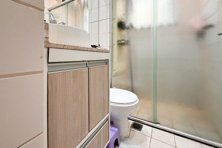 Apartamento à venda com 56m², 2 quartos e 1 vaga Apartamento à venda com 56m², 2 quartos e 1 vagaBanheiro Social