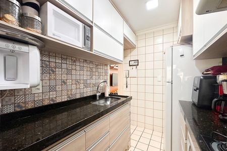 Apartamento à venda com 56m², 2 quartos e 1 vaga Apartamento à venda com 56m², 2 quartos e 1 vagaCozinha