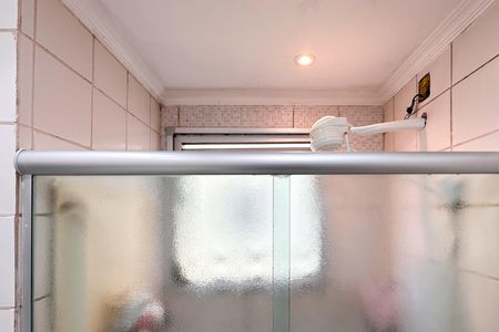 Apartamento à venda com 56m², 2 quartos e 1 vaga Apartamento à venda com 56m², 2 quartos e 1 vagaBanheiro Social