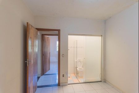 Casa à venda com 80m², 2 quartos e 3 vagasSuíte