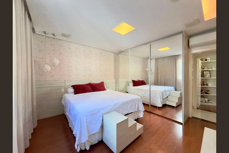 Apartamento à venda com 100m², 3 quartos e 2 vagas