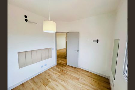 Suíte de apartamento para alugar com 2 quartos, 72m² em Jardim Uira, São José dos Campos
