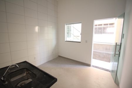 Cozinha de kitnet/studio à venda com 1 quarto, 28m² em Eldorado, Contagem