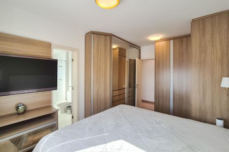 Apartamento à venda com 128m², 3 quartos e 2 vagas Apartamento à venda com 128m², 3 quartos e 2 vagasSuíte 2