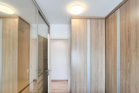 Apartamento à venda com 128m², 3 quartos e 2 vagas Apartamento à venda com 128m², 3 quartos e 2 vagasSuíte 2