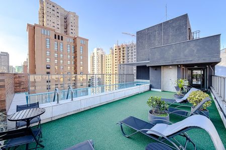 Studio para alugar com 25m², 1 quarto e sem vaga Studio para alugar com 25m², 1 quarto e sem vagaÁrea comum - Piscina