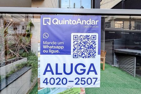 Studio para alugar com 25m², 1 quarto e sem vaga Studio para alugar com 25m², 1 quarto e sem vagaPlaquinha
