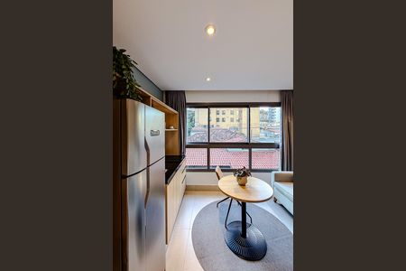 Studio para alugar com 25m², 1 quarto e sem vaga Studio para alugar com 25m², 1 quarto e sem vagaCozinha