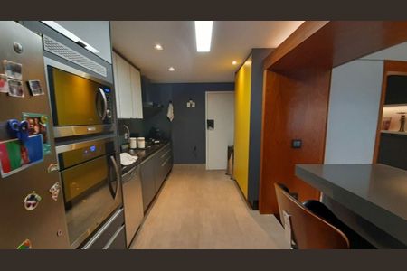 Apartamento à venda com 198m², 4 quartos e 3 vagas