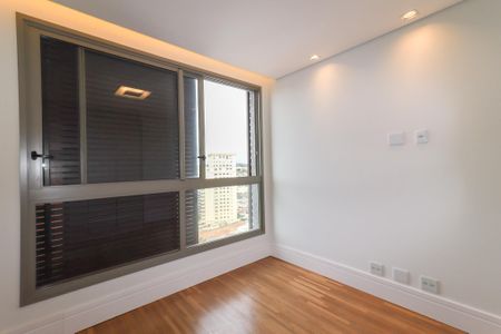 Apartamento à venda com 257m², 3 quartos e 5 vagas