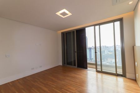 Apartamento à venda com 257m², 3 quartos e 5 vagas