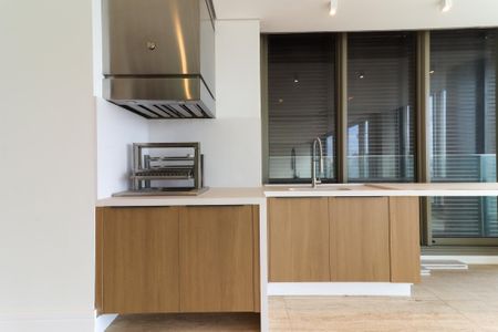 Apartamento à venda com 3 quartos, 257m² em Cambuí, Campinas