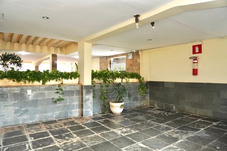 Apartamento à venda com 82m², 3 quartos e 1 vaga Apartamento à venda com 82m², 3 quartos e 1 vagaSalão de reunião