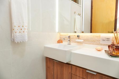 Apartamento à venda com 82m², 3 quartos e 1 vaga Apartamento à venda com 82m², 3 quartos e 1 vagaBanheiro da Suíte