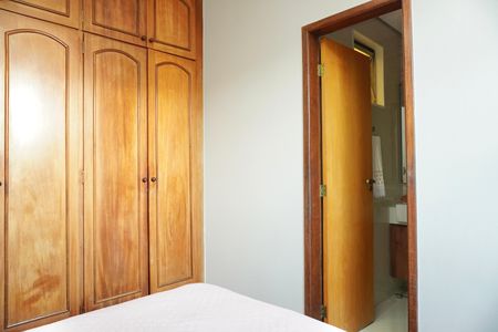 Apartamento à venda com 82m², 3 quartos e 1 vaga Apartamento à venda com 82m², 3 quartos e 1 vagaSuíte