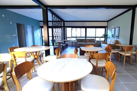 Apartamento à venda com 64m², 2 quartos e 1 vaga