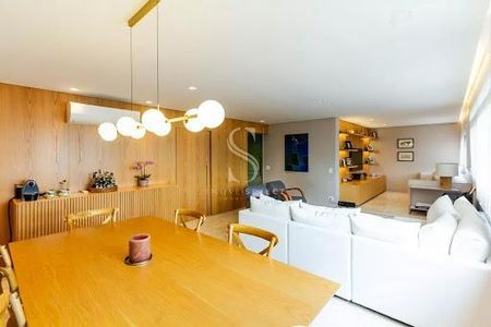 Apartamento à venda com 3 quartos, 128m² em Itaim Bibi, São Paulo