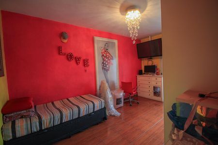 Casa à venda com 210m², 3 quartos e 4 vagas
