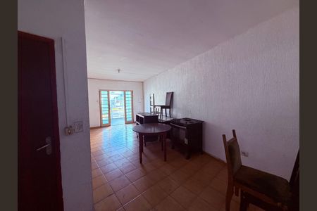 Sala de casa para alugar com 2 quartos, 60m² em Vila Nova das Belezas, São Paulo