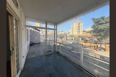 Casa para alugar com 60m², 2 quartos e 1 vaga Casa para alugar com 60m², 2 quartos e 1 vagaVaranda