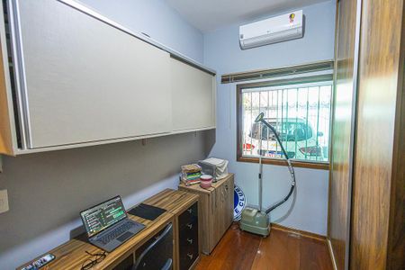 Casa à venda com 140m², 3 quartos e 2 vagasQuarto 3