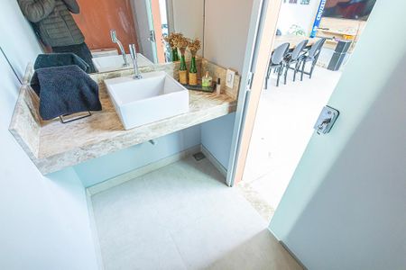 Casa à venda com 140m², 3 quartos e 2 vagasLavabo