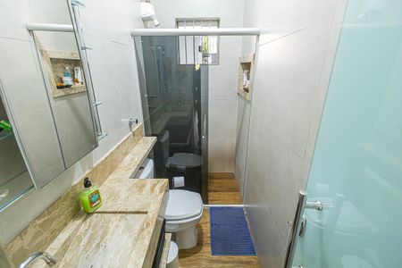 Casa à venda com 140m², 3 quartos e 2 vagasBanheiro