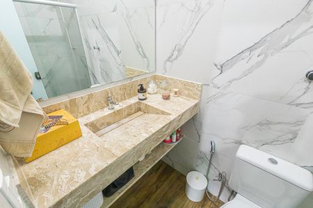 Casa à venda com 140m², 3 quartos e 2 vagassuite