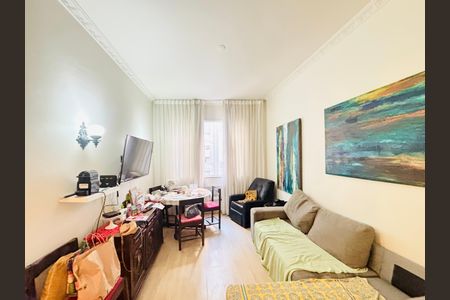 Apartamento à venda com 2 quartos, 60m² em Copacabana, Rio de Janeiro