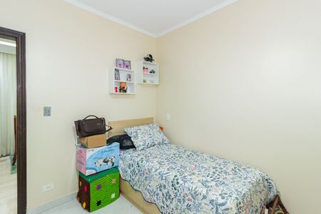 Casa à venda com 318m², 5 quartos e 6 vagas Casa à venda com 318m², 5 quartos e 6 vagasQuarto 2
